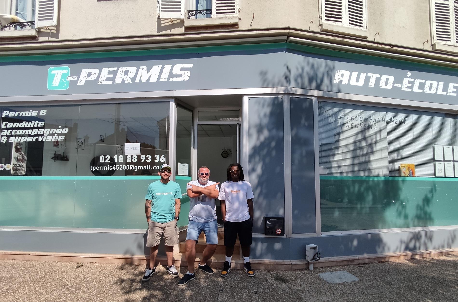 Les moniteurs